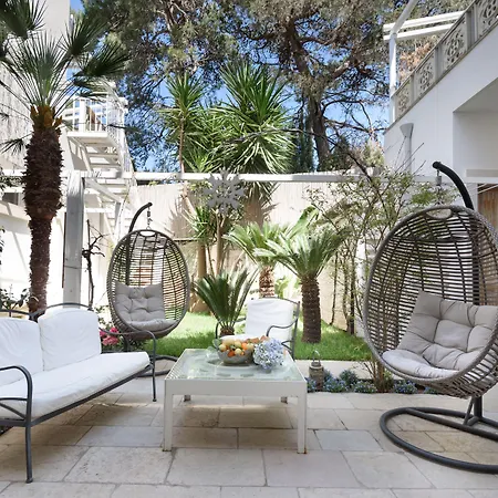 Palazzo Dei Dondoli 4* 레체