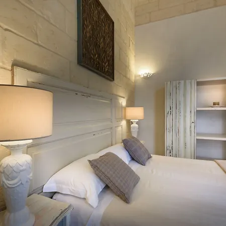 Bed & Breakfast Palazzo Dei Dondoli Lecce