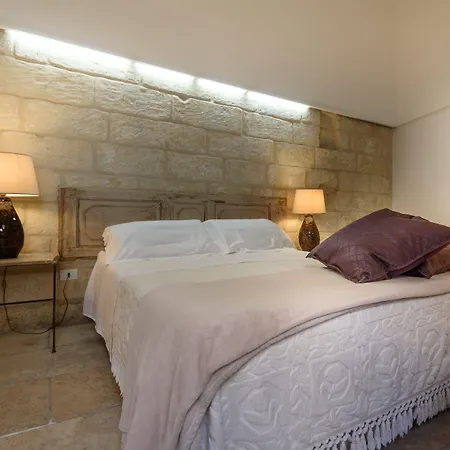 Alojamento de Acomodação e Pequeno-almoço Palazzo Dei Dondoli 4*