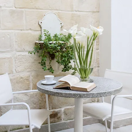 Bed & Breakfast Palazzo Dei Dondoli 4*