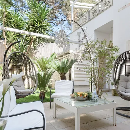 Alojamento de Acomodação e Pequeno-almoço Palazzo Dei Dondoli Lecce