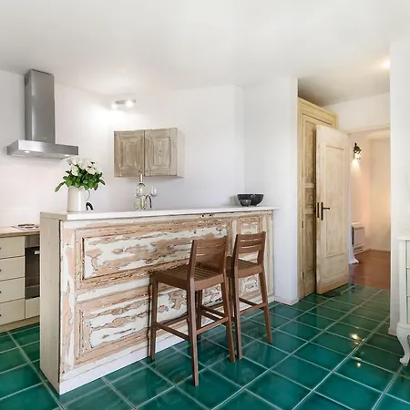 Palazzo Dei Dondoli 4* ليتشي