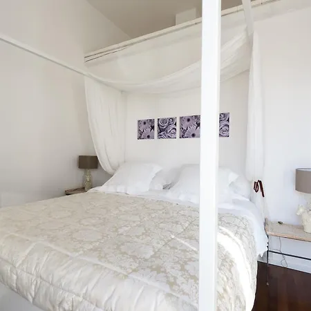 Bed & Breakfast Palazzo Dei Dondoli 2*
