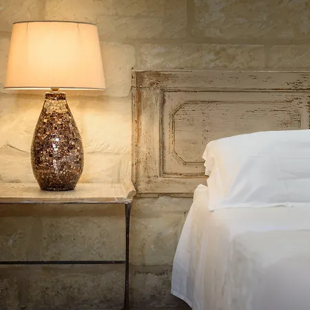 Palazzo Dei Dondoli Panzió Lecce