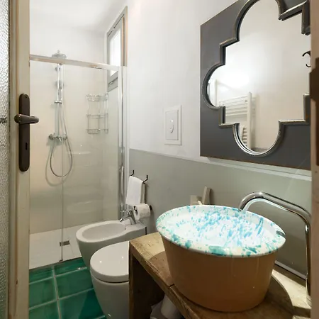 Palazzo Dei Dondoli Bed and breakfast Lecce