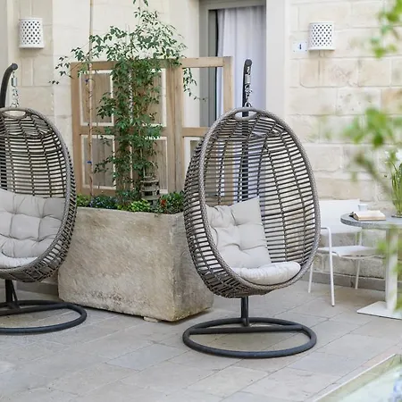 Bed & Breakfast Palazzo Dei Dondoli 2*