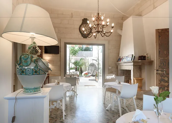 Palazzo Dei Dondoli לינה וארוחת בוקר 4*